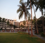 Holiday-Inn-Resort101